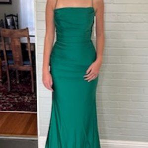 Jovani Emerald Green Size 4 Evening/Prom Dress - New with Tags, Never Worn